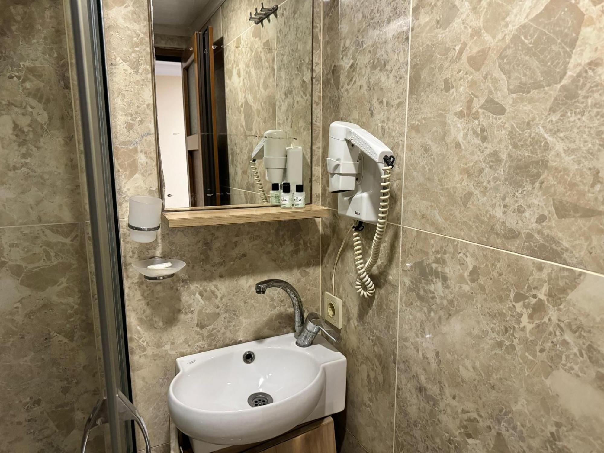Hotel Visa Istanbul Eksteriør billede